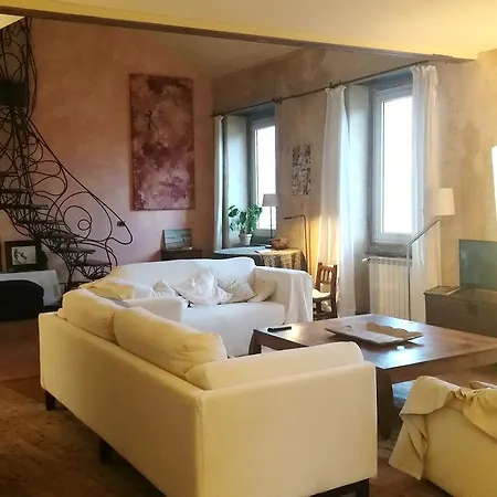 La Casa Dipinta Genoa